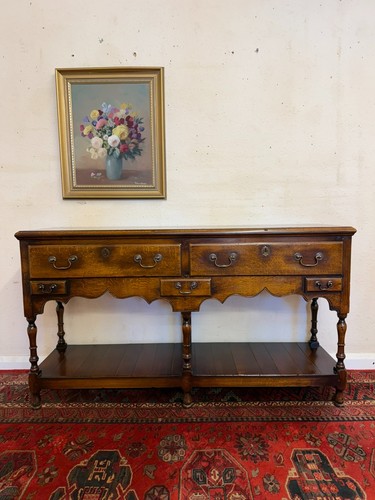 Quality oak pot - quality, dresser/