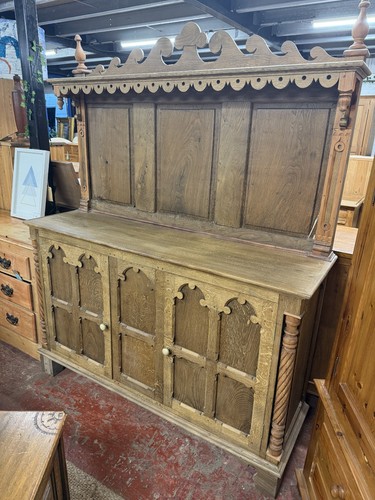 Oak dresser - oak,
