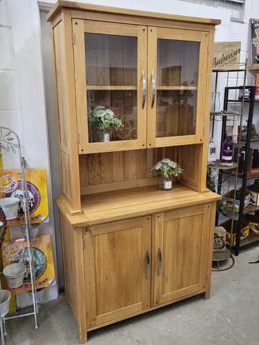 Solid oak - (oak, furniture